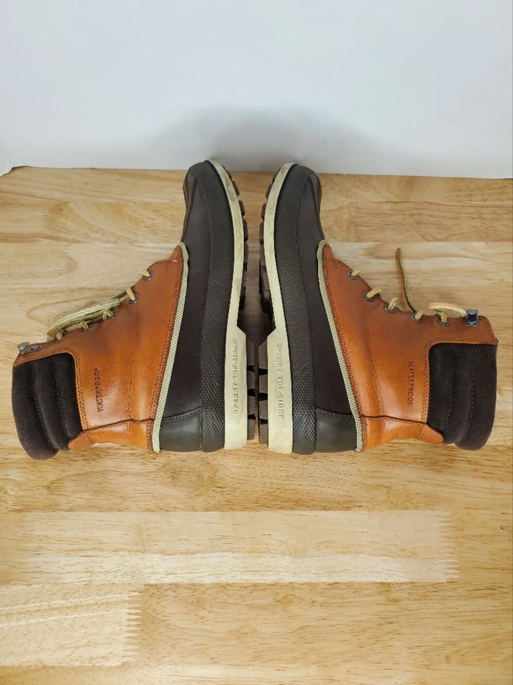 Sperry Cold Bay Duck Boots Mens 8.5 M Brown Tan STS10167